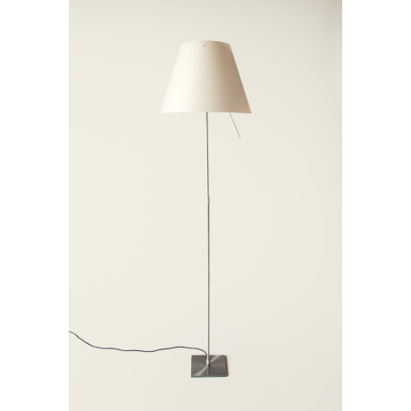 Artikel 116 KNOX floor lamp